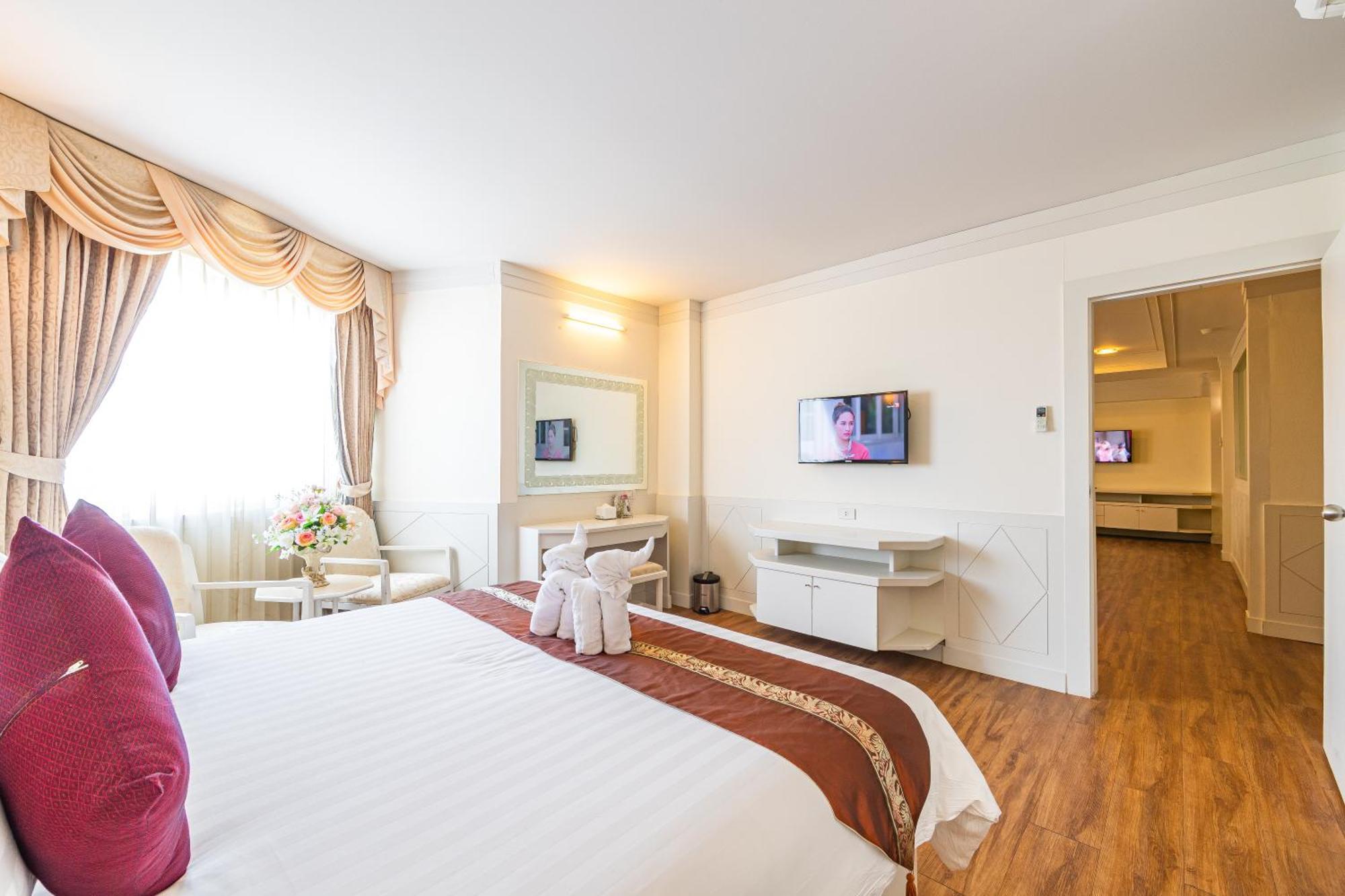 Thong Tarin Hotel Surin Exterior foto